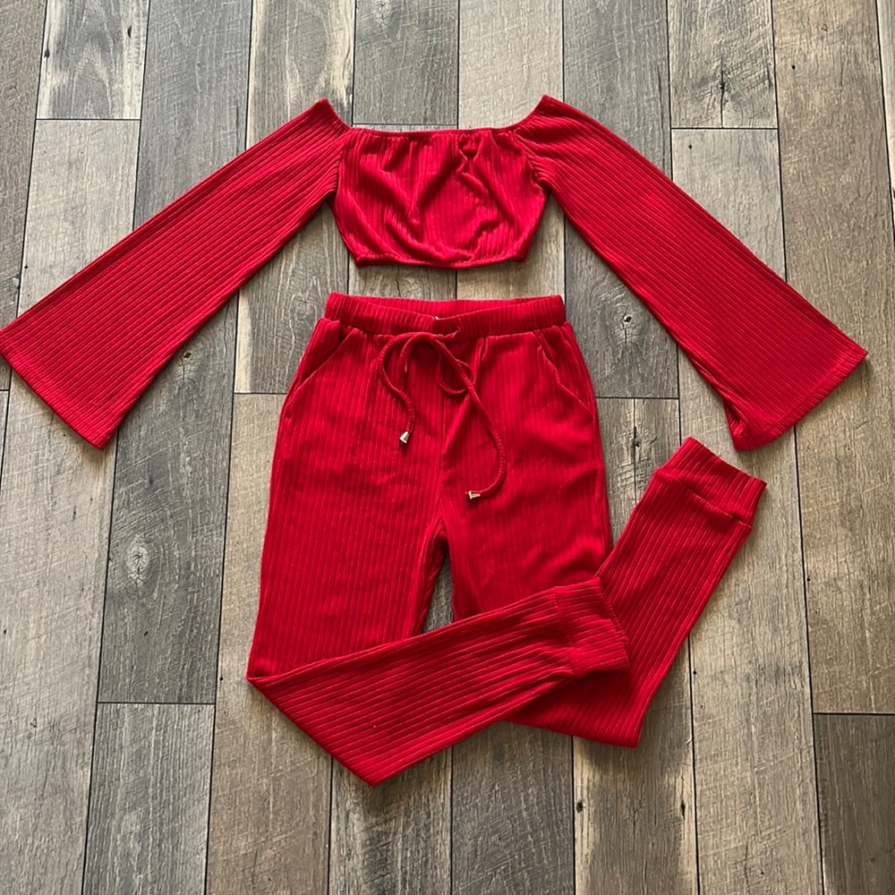 Sabo Skirt Scarlet Ribbed Lounge Set - Picture 6 of 16